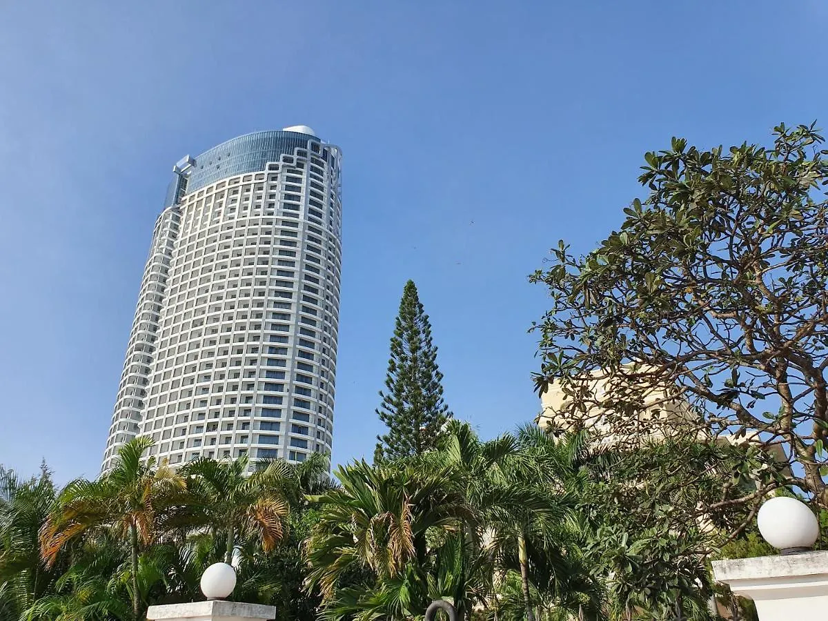 Rollton Ocean View Apartment Nha Trang