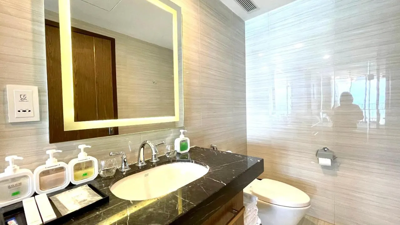 Rollton Ocean View Apartment Nha Trang