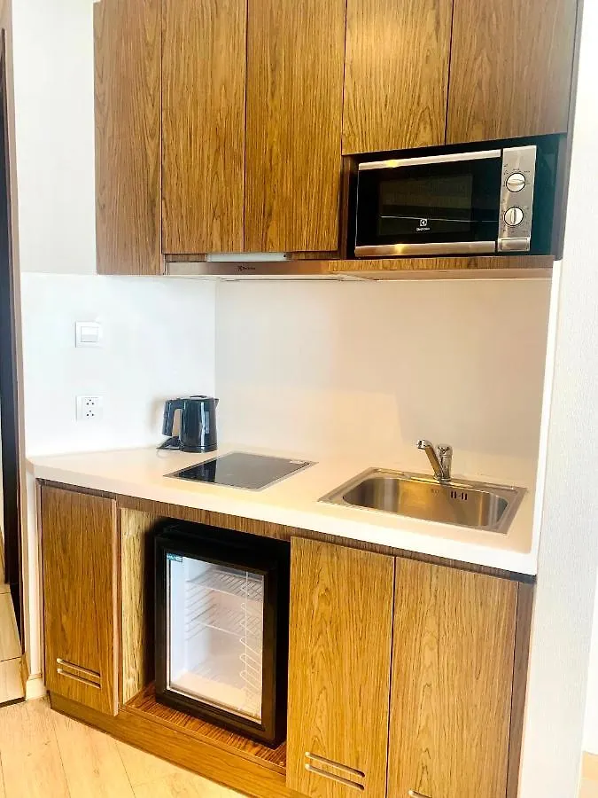 Rollton Ocean View Apartment Nha Trang