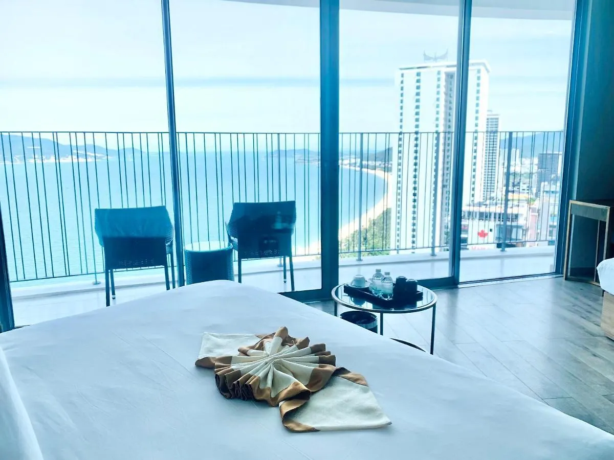 Rollton Ocean View Apartment Nha Trang