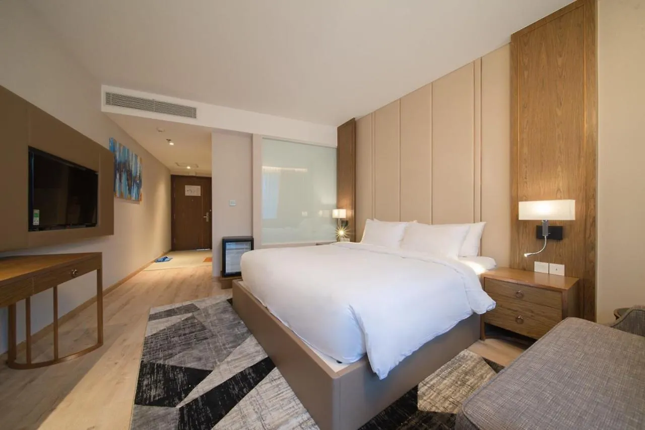 Rollton Ocean View Apartment Nha Trang