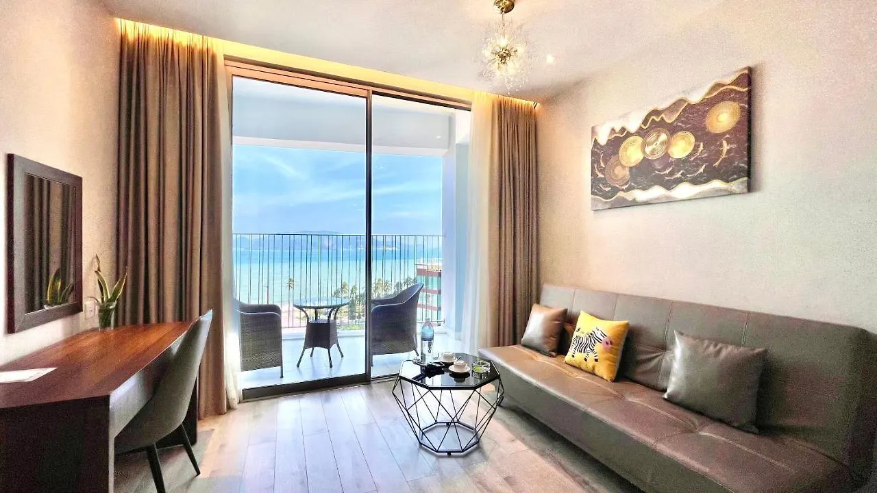 Rollton Ocean View Apartment Nha Trang
